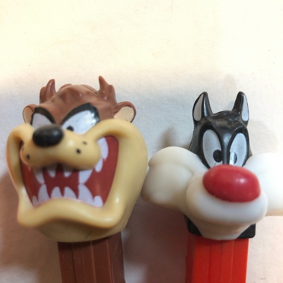 Looney Tunes Pez Dispensers Tweety Sylvester Taz red brown made in Slovenia 90s - Picture 8 of 10